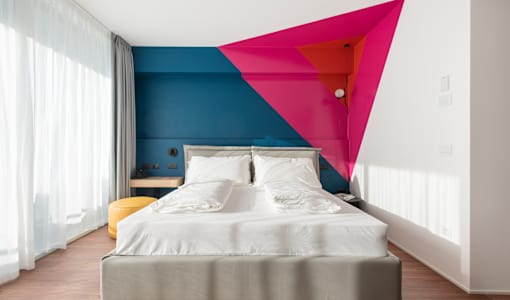 HOODY ACTIVE & HAPPINESS HOTEL