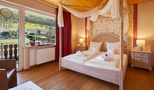 Landidyll NaturPurHotel Maarblick