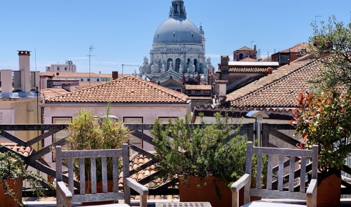 Hotel Saturnia & International