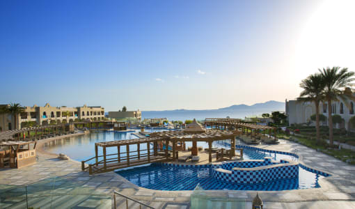 SUNRISE Arabian Beach Resort