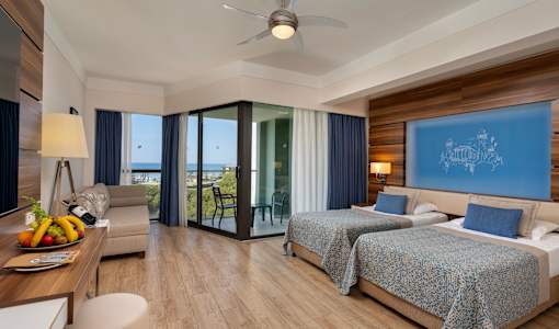 Limak Atlantis Deluxe Hotel & Resort