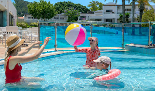 Avra Beach Resort Hotel & Bungalows