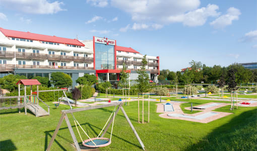 All In Red Thermenhotel