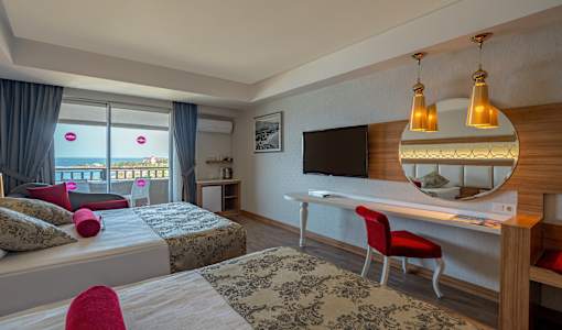 Justiniano Deluxe Resort