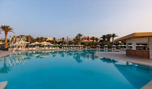 Anissa Beach & Village