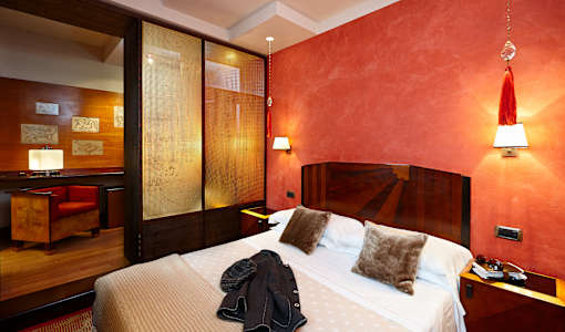 Hotel Saturnia & International