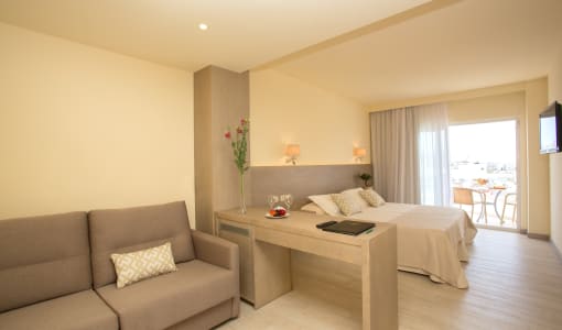 Sabina Hotel & Suites