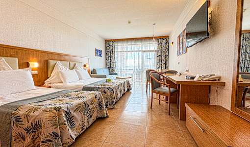 Flamingo Grand Hotel & Spa