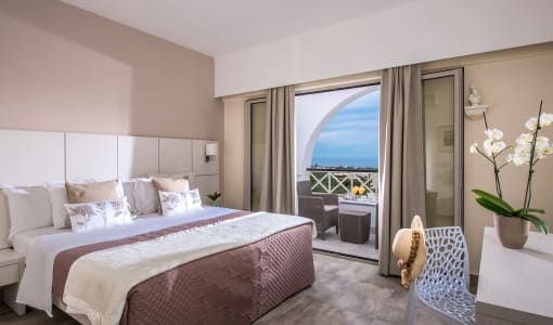 Matheo Villas & Suites