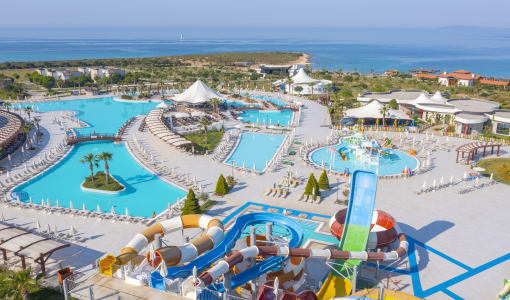 Aquasis De Luxe Resort & Spa