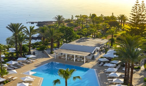 Crystal Springs Beach Hotel