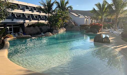 R2 Romantic Fantasia Suites - Adults only