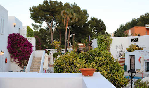 Villa Columbus Hotel and Restaurant