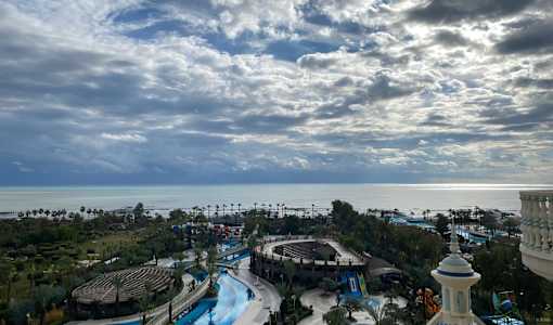 Royal Holiday Palace