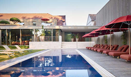 La Maison Hotel