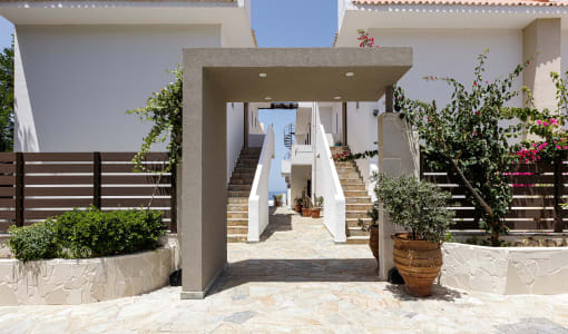 Kasteli Studios & Apartments