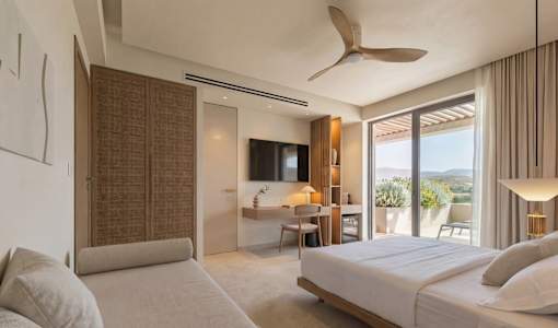 Alianthos Estate Resort