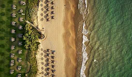ROBINSON KYLLINI BEACH