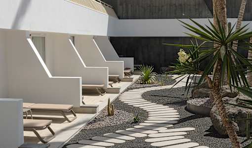 Plus Fariones Suite Hotel