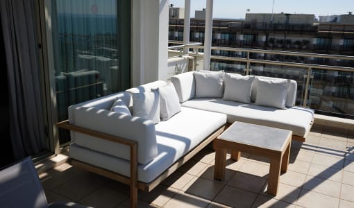 Lara Barut Collection