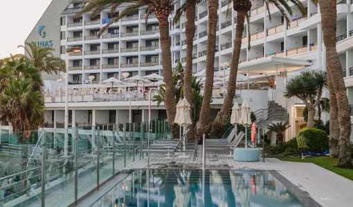 Don Gregory by Dunas