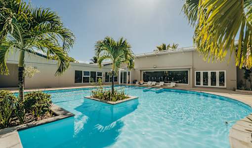 Radisson Blu Azuri Resort & Spa