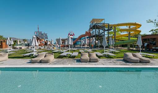 HARPIN Georgioupolis Suites & Aqua Park