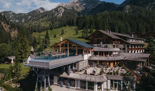 Almwellness-Resort Tuffbad