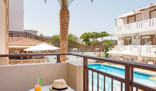 Galini Apartments & Studios