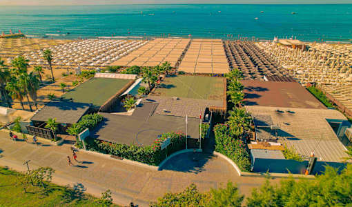 Dream World Resort & Spa