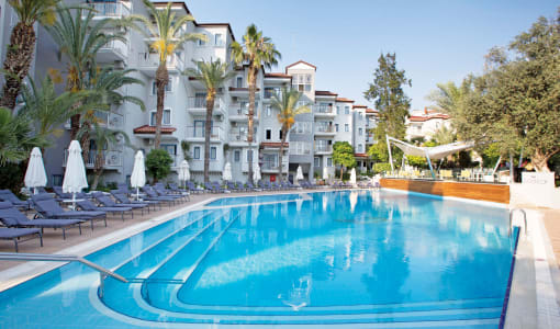 PALOMA Marina Suites