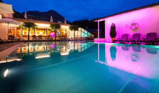 Alm- & Wellnesshotel Alpenhof