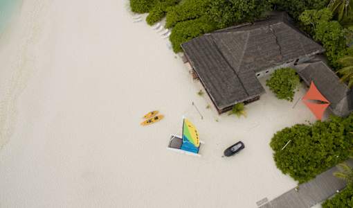 Angaga Island Resort
