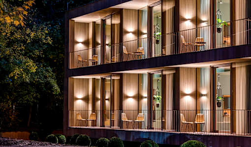 La Maison Hotel