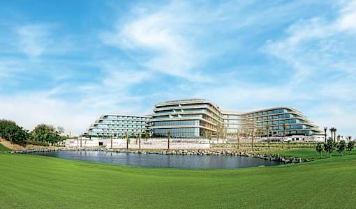 JA Lake View Hotel, Dubai