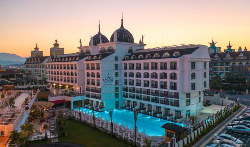 Side Royal Style Hotel