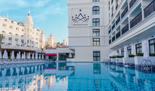 Side Royal Style Hotel