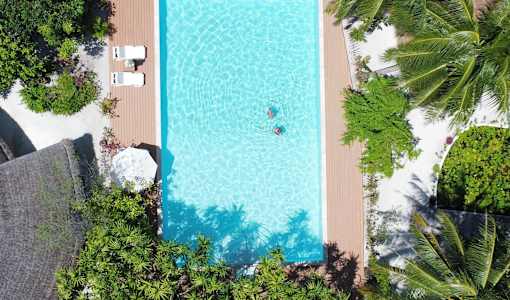 Angaga Island Resort