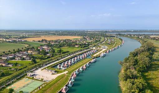 Marina Azzurra Resort