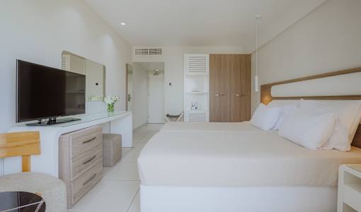 Hotel Tasia Maris Sands