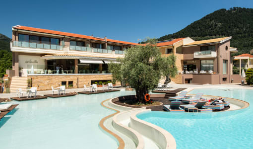 Alexandra Golden Boutique - Adults only