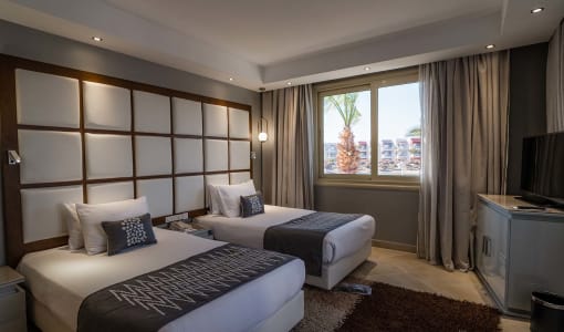 SUNRISE Crystal Bay Resort