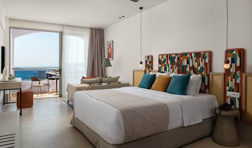 Paralos Rodos Lifestyle