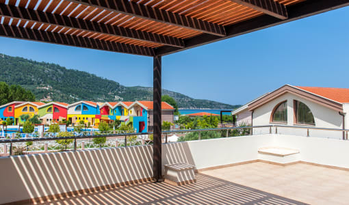 Alexandra Golden Boutique - Adults only