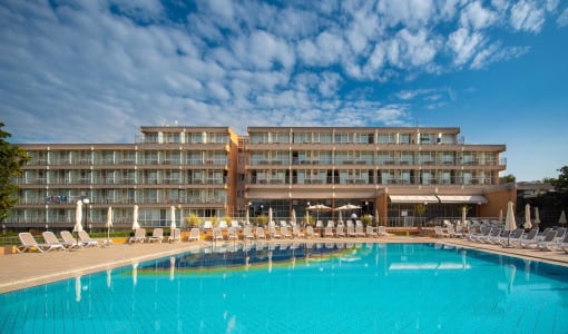 Arena Hotel Holiday