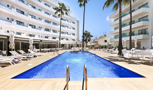 Metropolitan JUKA Playa Aparthotel