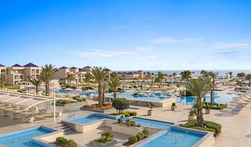 Pickalbatros White Beach Resort