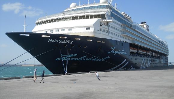 Aida Vs Tui Alte Mein Schiff 2 Tui Cruises Holidaycheck