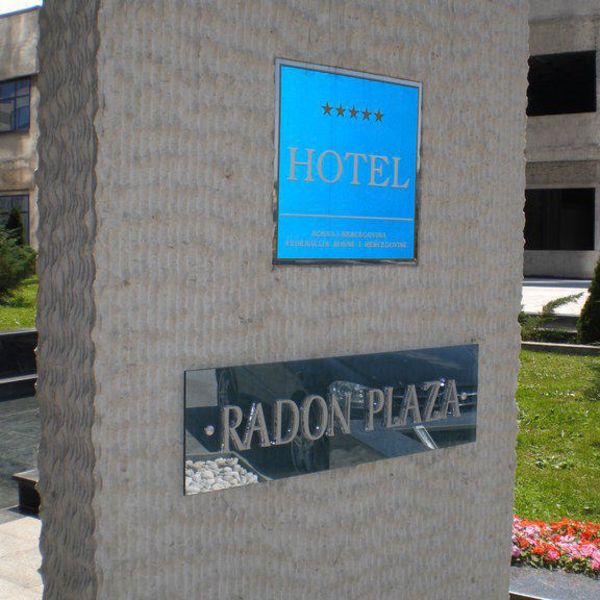 Radon Plaza