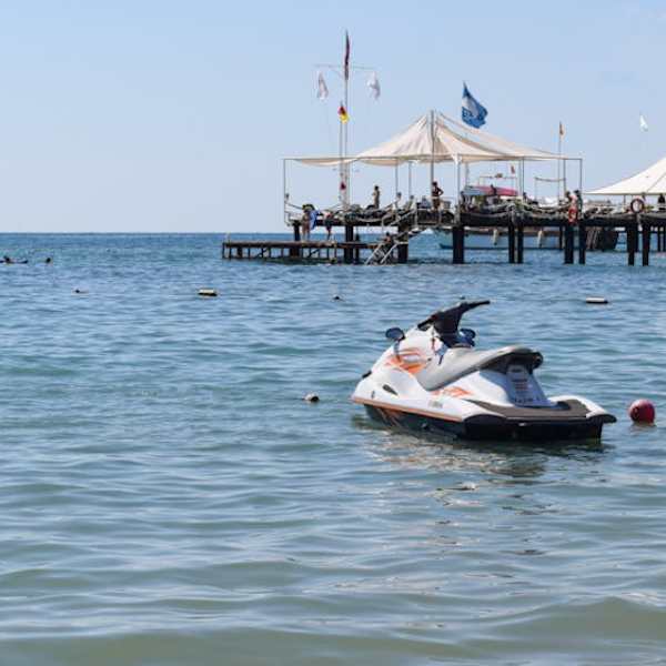 Jet-Ski am Meer